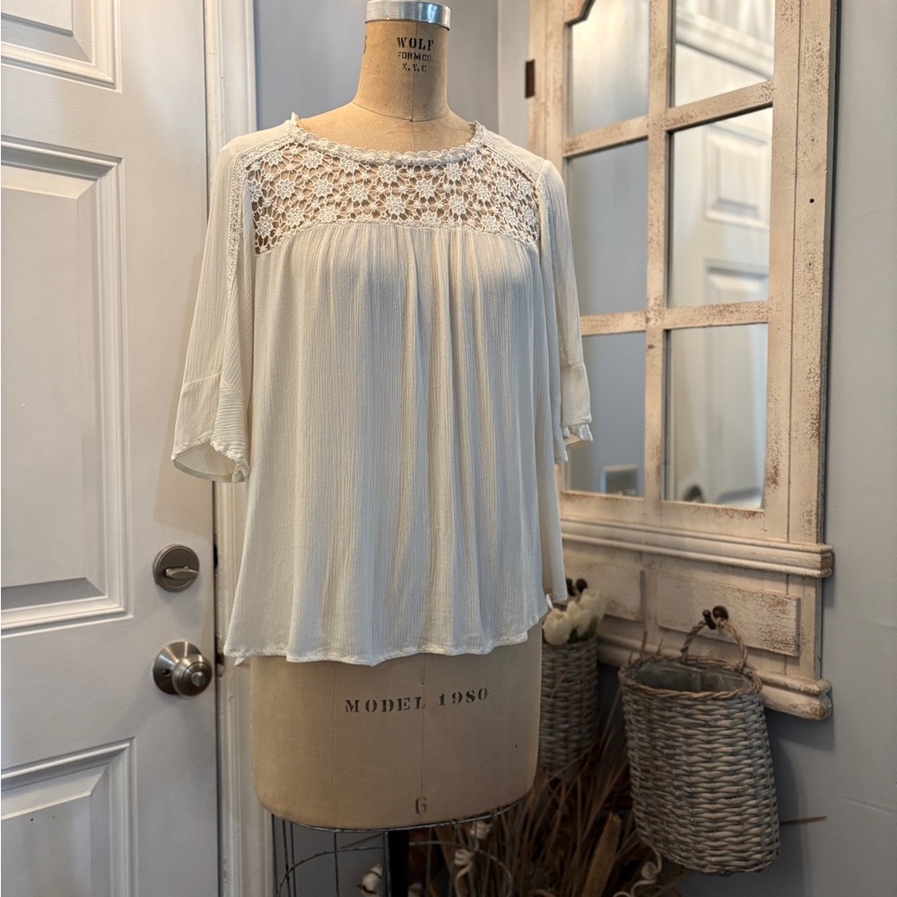 Elegant Mason Belle Cream Lace 3/4‎ Sleeve Women's Top Size XS